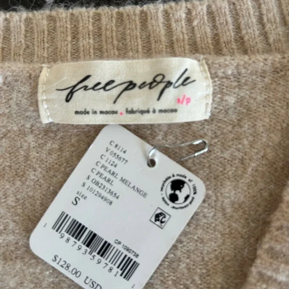 Free People School Girl Cardigan in Pearl Melange - Picture 7 of 10